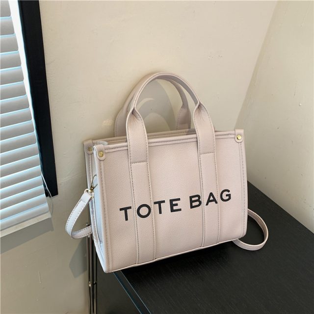 Affordable wholesale tote bags stock up now (8)