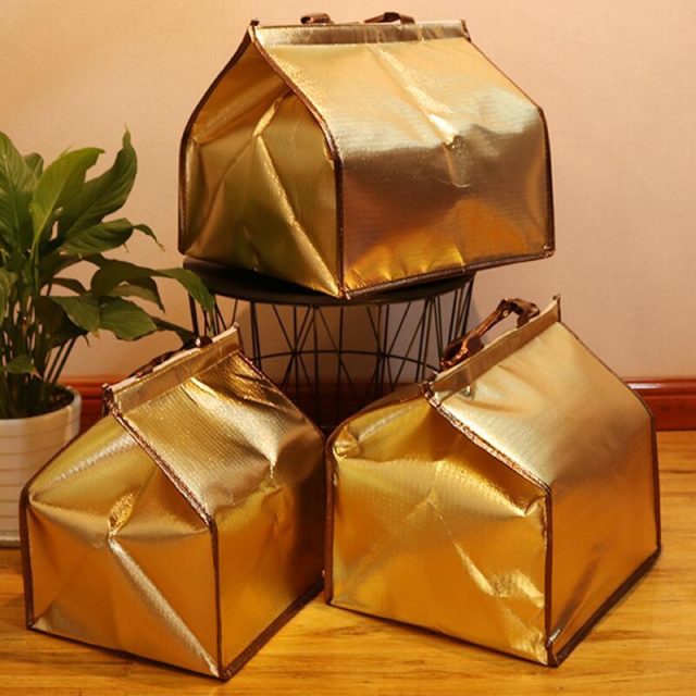 Beat the heat with your own custom cooler bag design (4)