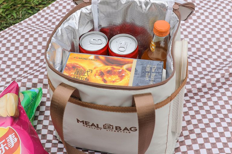 Cooler bags with a personal touch customize yours today (3)