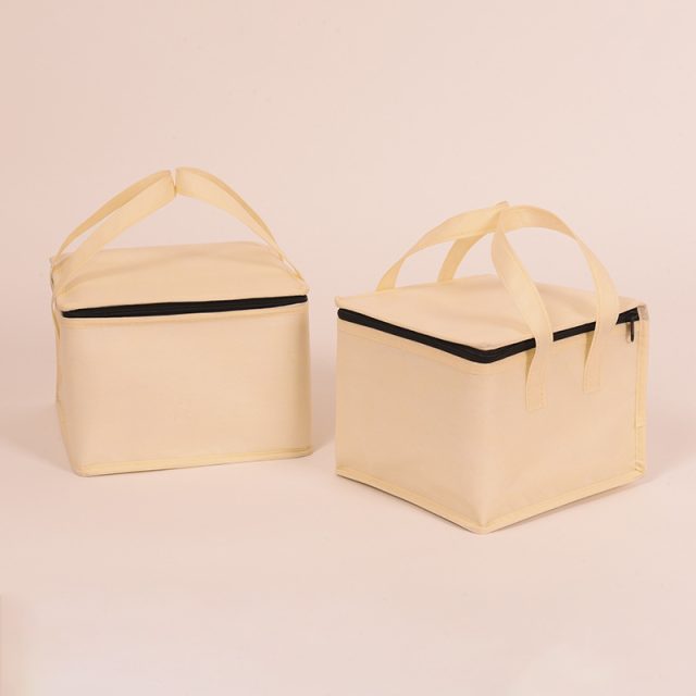 Create your cooler bag masterpiece customization options (3)