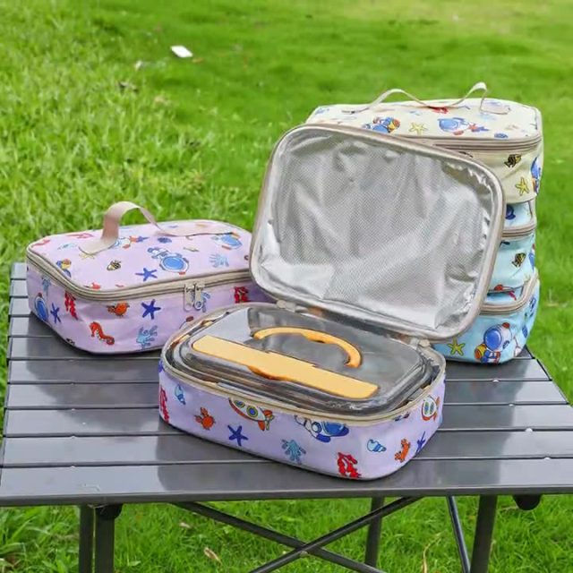 Create your perfect picnic experience with custom bags (5)