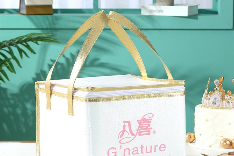 Custom food delivery bags tailored to your brand (8)