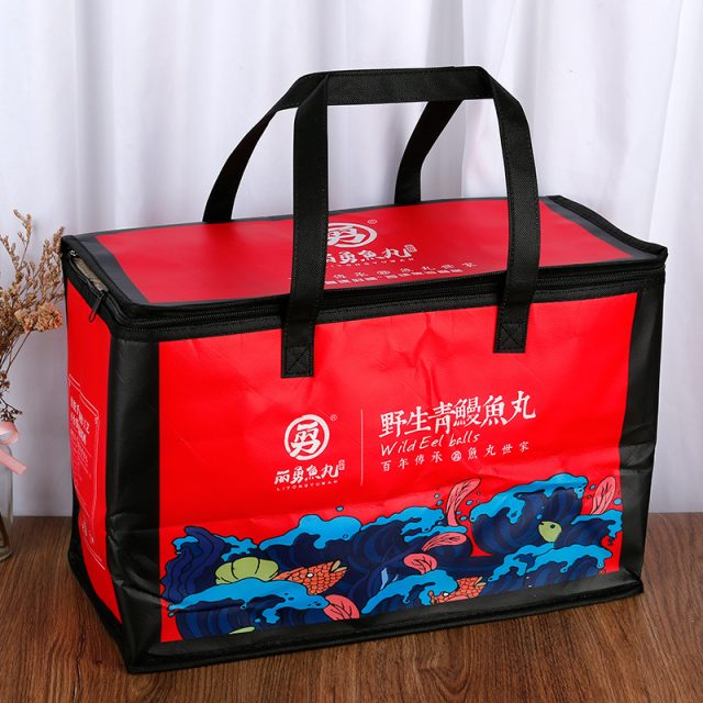 Custom food delivery bags where form meets function (2)