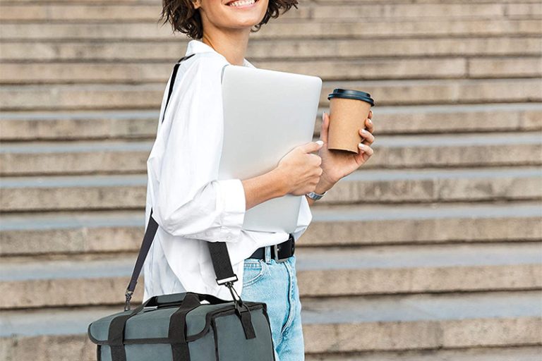 Custom food delivery bags where quality speaks volumes (5)