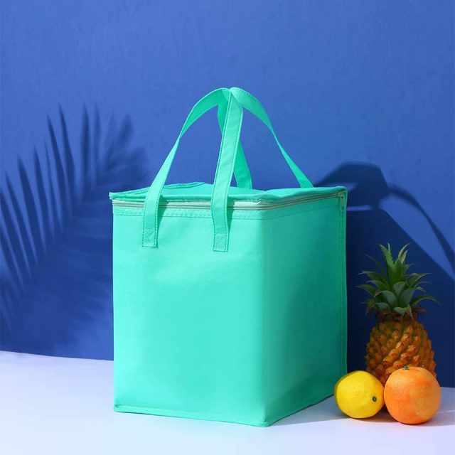 Custom food delivery bags your brand s secret weapon (4)