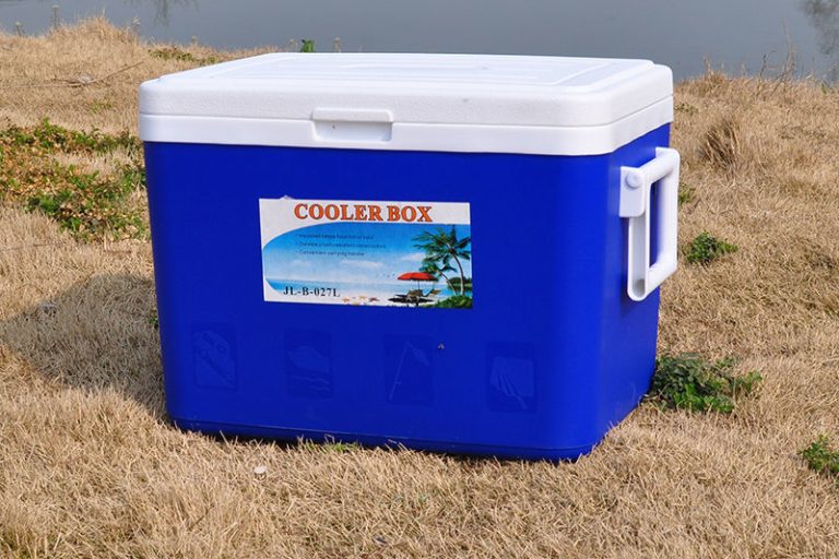 Custom insulated cooler boxes keep it chill keep it yours (2)