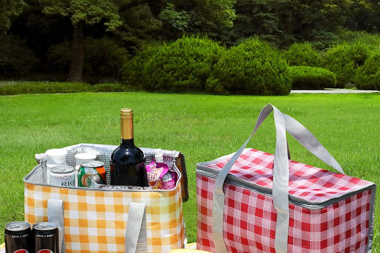 Custom picnic bags your ticket to outdoor elegance (5)