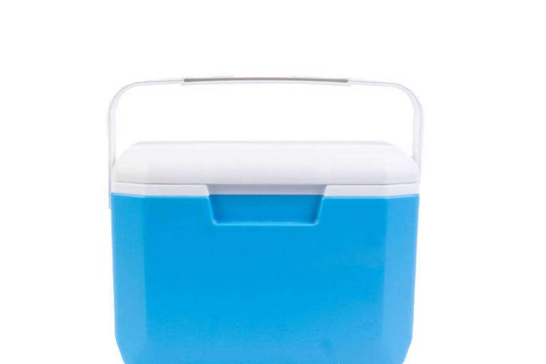 Custom wine cooler boxes keep your bottles chilled in style (1)