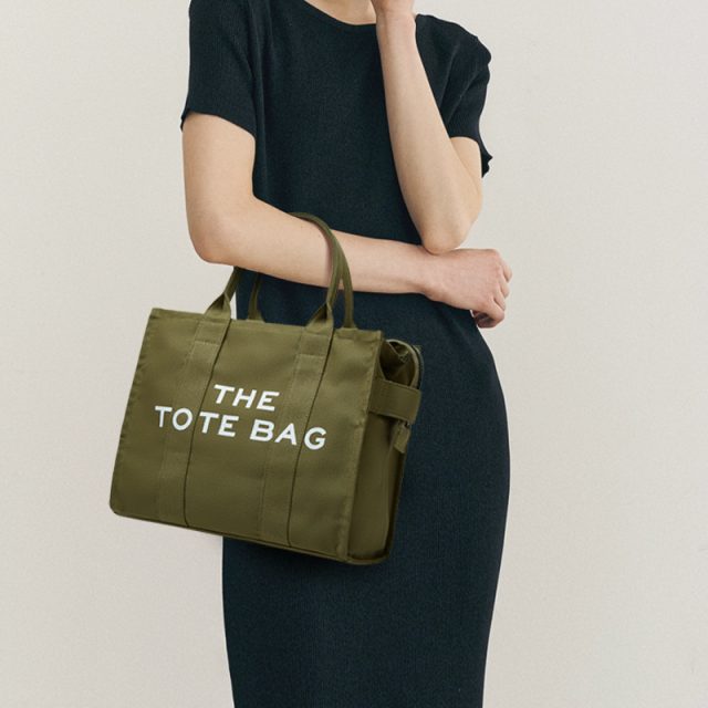 Customize your wholesale tote bags order in bulk (1)