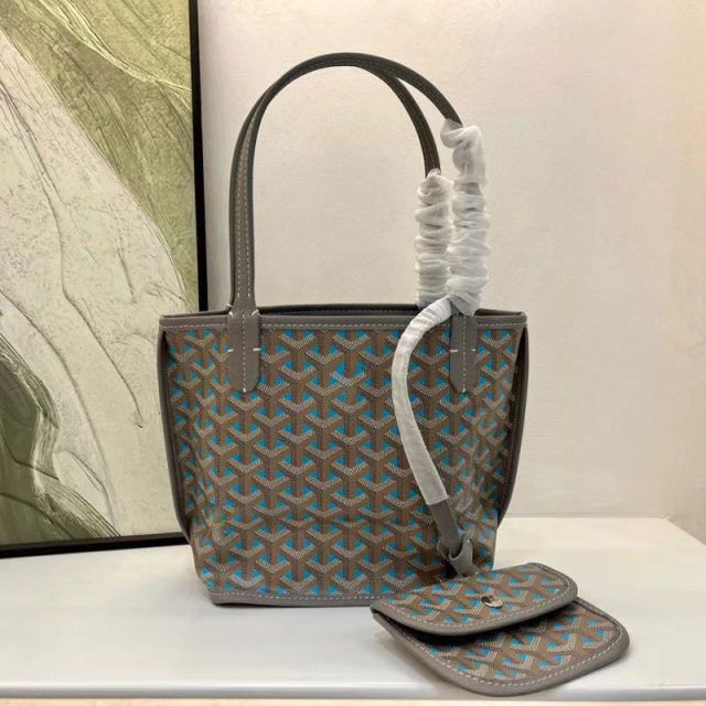 Design custom tote bags for your team unify your look (2)