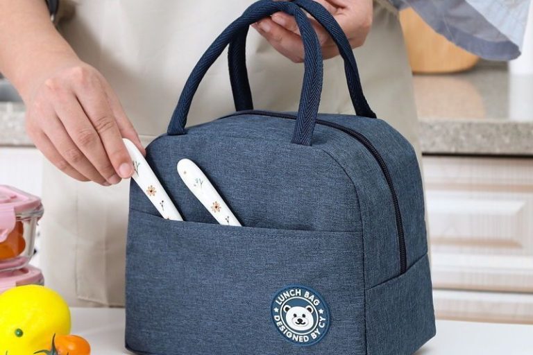 Design your dining experience custom lunch bags (5)