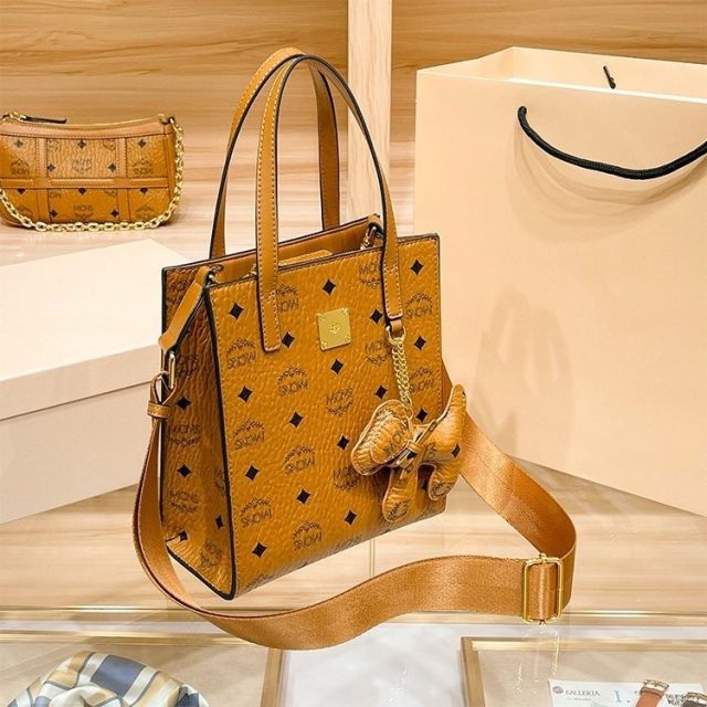 Design your perfect custom tote bag shop today (1)