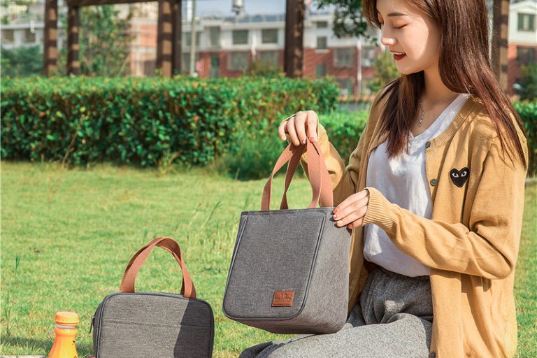 Elevate your outdoor dining with customized bags (2)