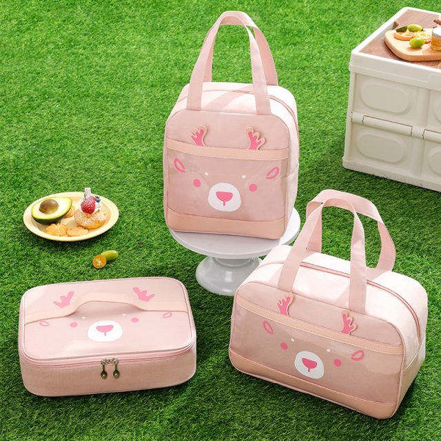 Make a statement with custom picnic bags (3)