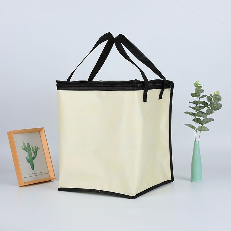Make a statement with wholesale food delivery bags (4) Make a statement with wholesale food delivery bags (4)