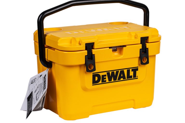 Personalized cooler boxes for any adventure (3)