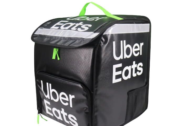 Personalized custom cooler bags and boxes (2)